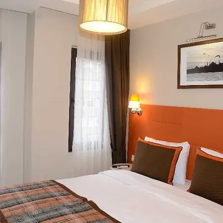 Apartamento Collage Cihangir 55 *